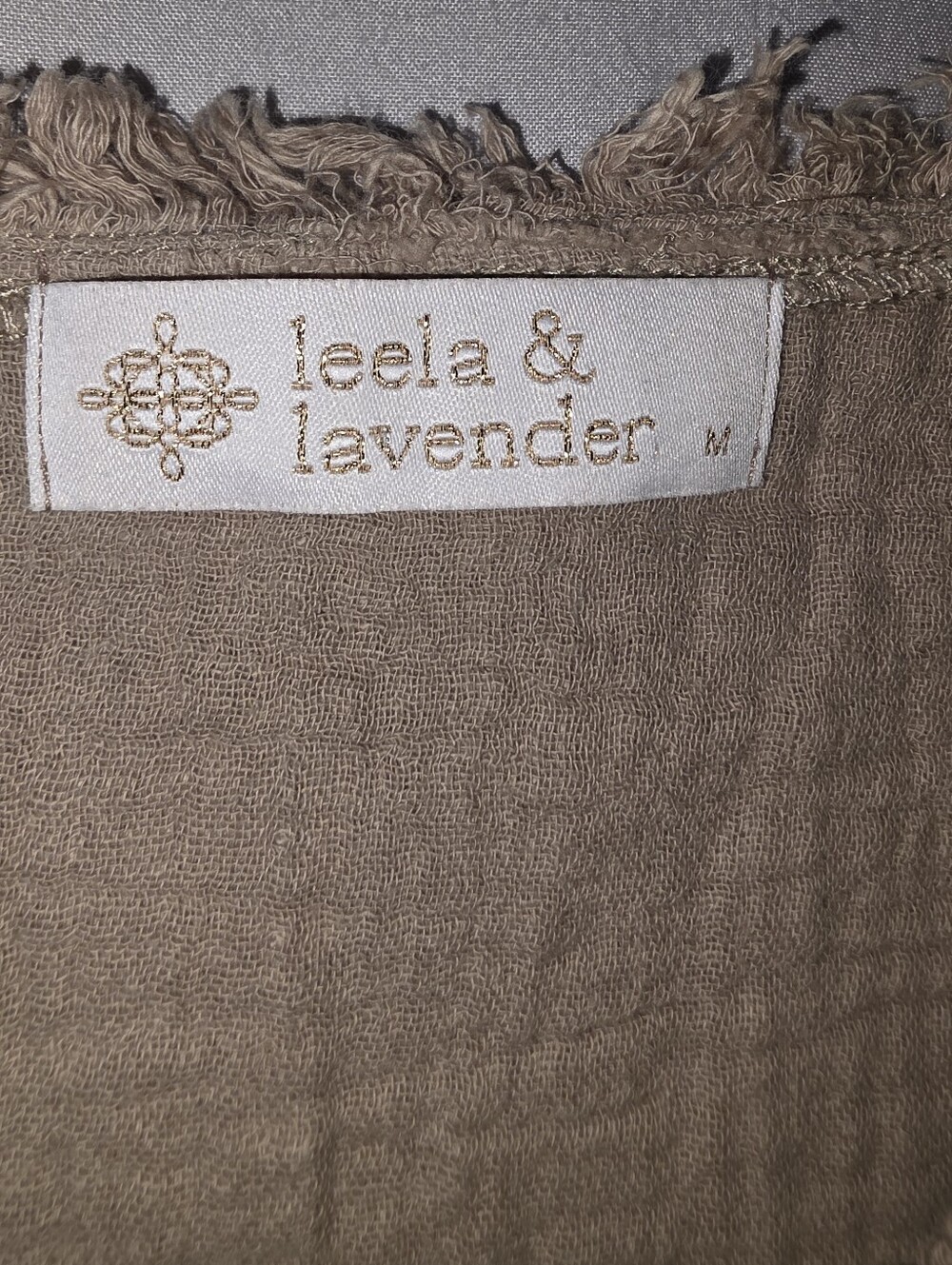 Leela And Lavender Crop Gauzy 100% Cotton Top Size Medium In Taupe - Picture 4 of 8